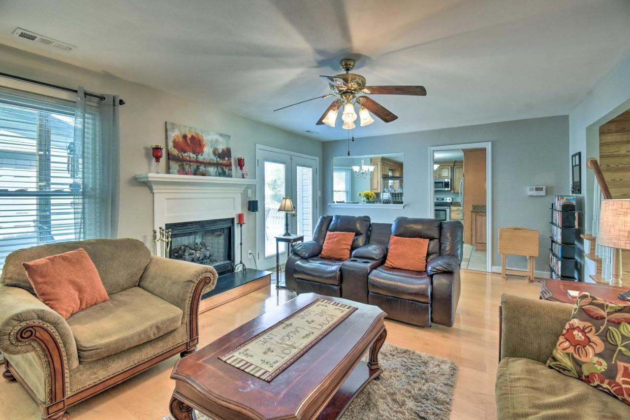 Virginia Beach Family House Less Than 1 Mi To Golf Club! Exterior photo